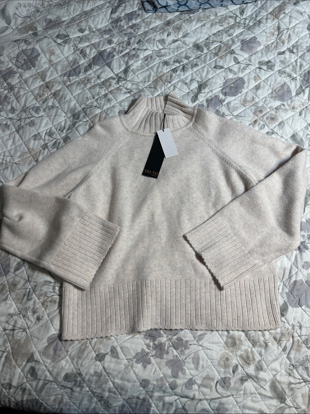 Classic Cream Truth Rib-Hem Mock Neck Sweater - L